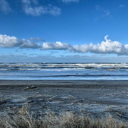 Eagles View Condo In Ocean Shores With 3 Balconies Экстерьер фото